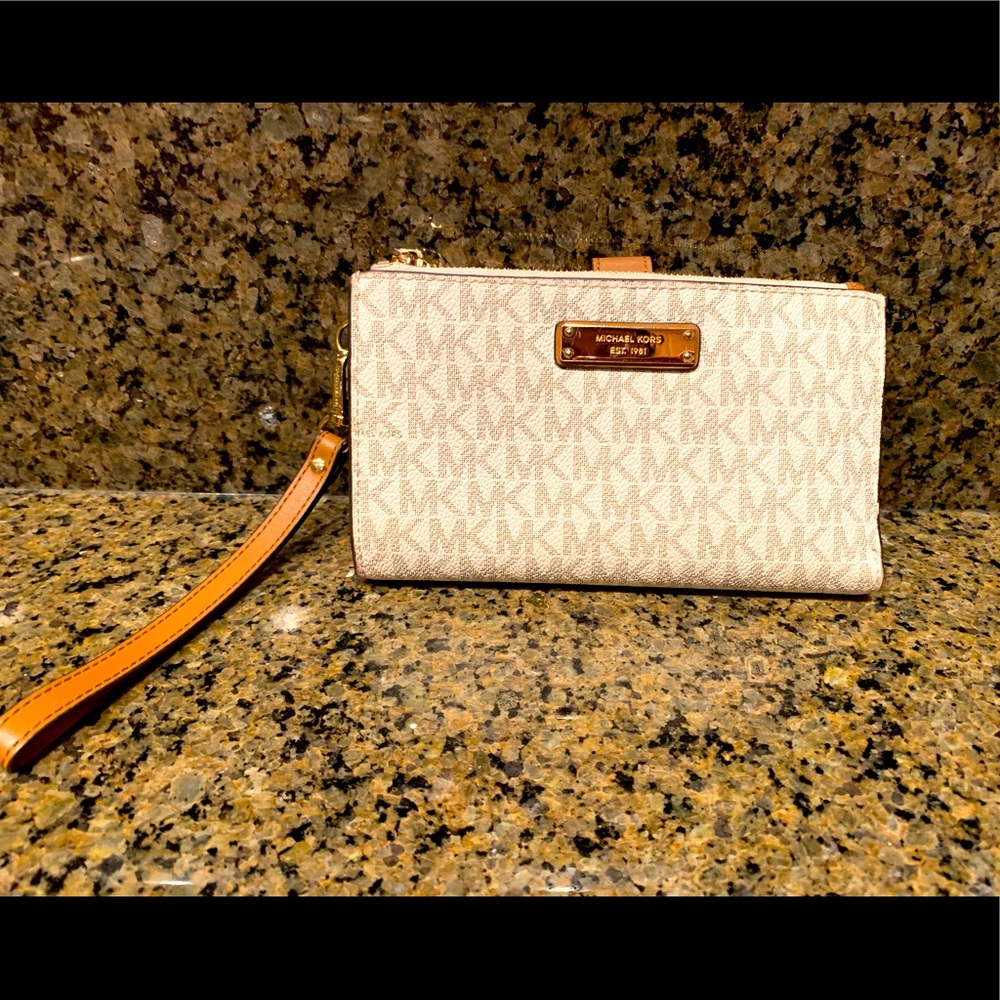Used Michael Kors wallet